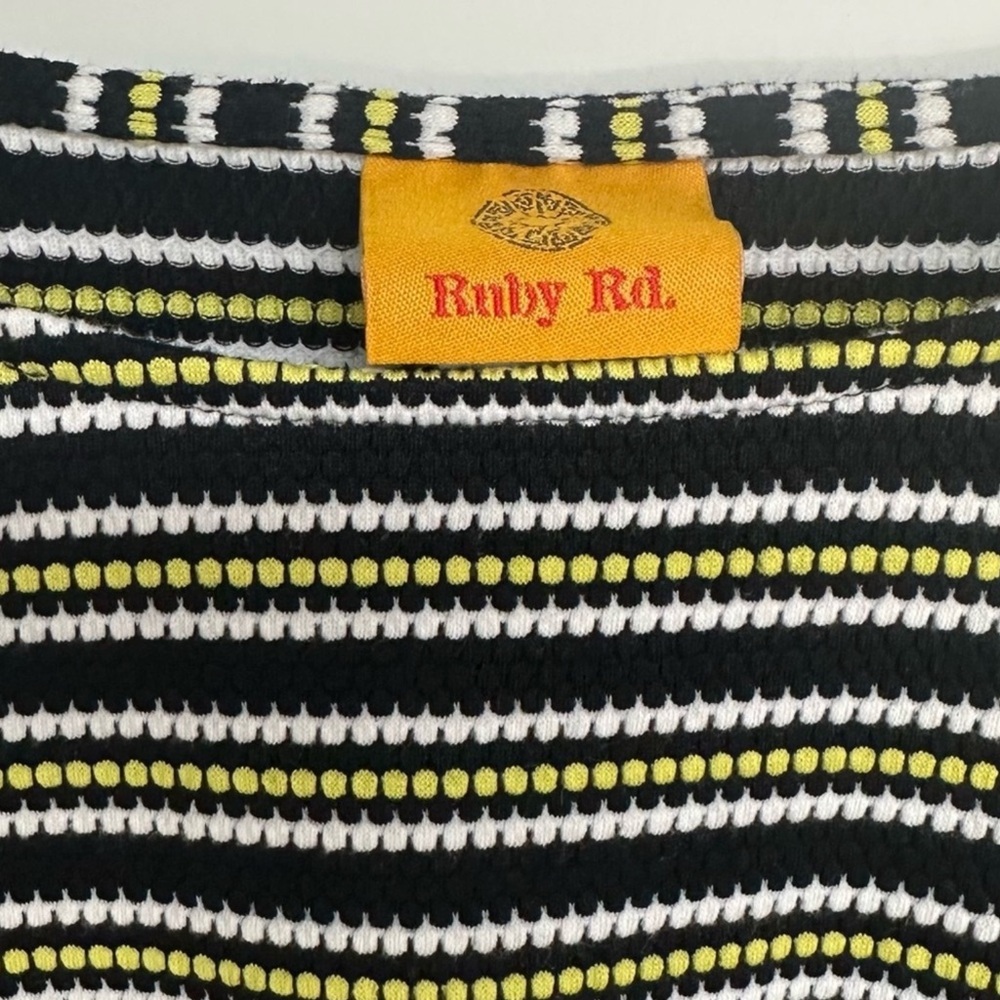 Ruby Rd. black, white, and yellow striped top, ribbed, knotted in the front - Picture 3 of 4